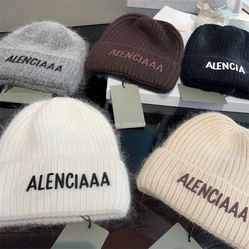 Designer Beanie cappello invernale 768721 Cap Top Leisure Lettera alen Lavorato a maglia da uomo Donna Fit coniglio morbido Cappello con teschio Outdoor Moda classico Design di alta qualità mantieni caldo nuovo