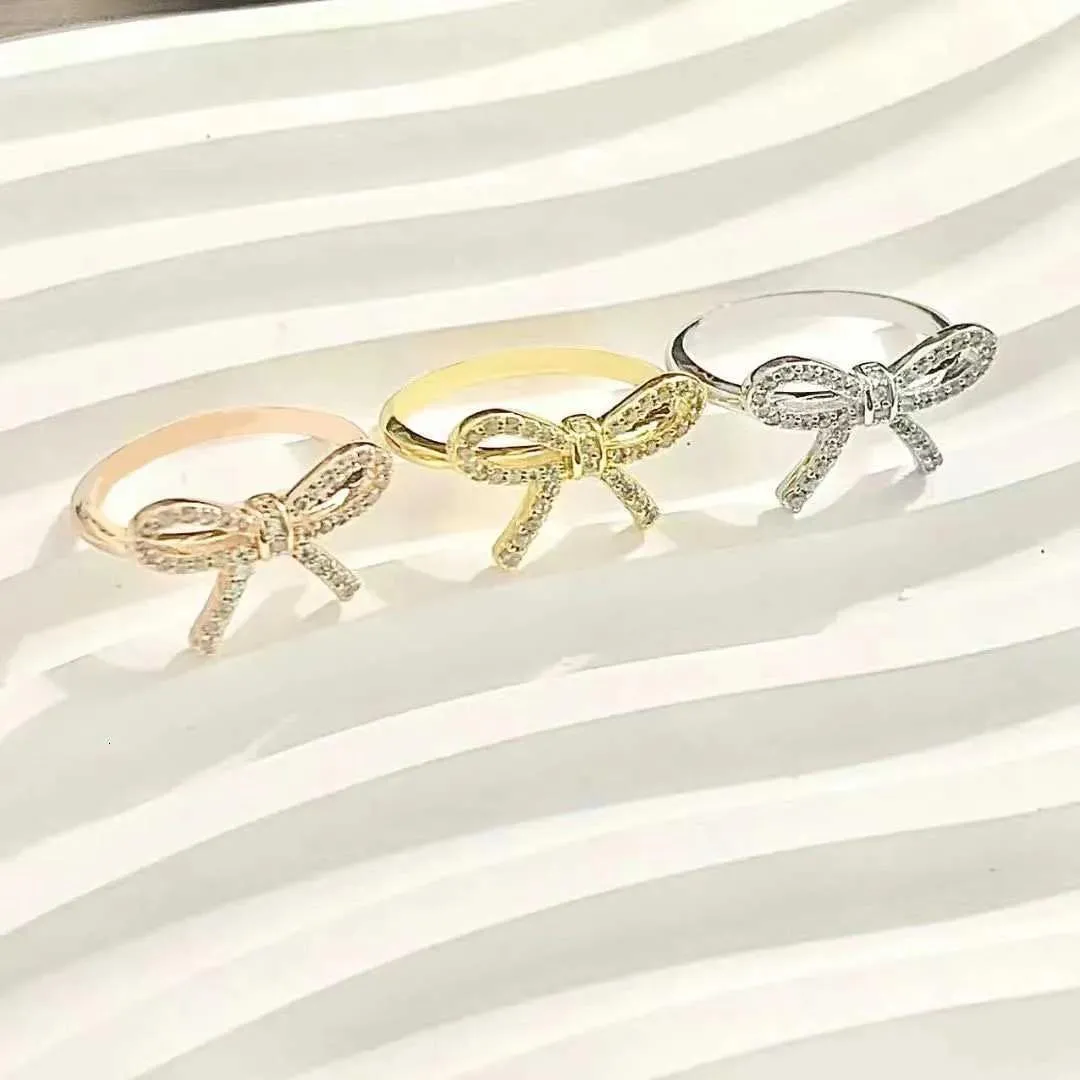 Ringar Fashion Designer Tiff Ring Top T Family S925 Full Body Sterling Silver Bow Ring Söt mångsidig koreansk utgåva Diamond Women's