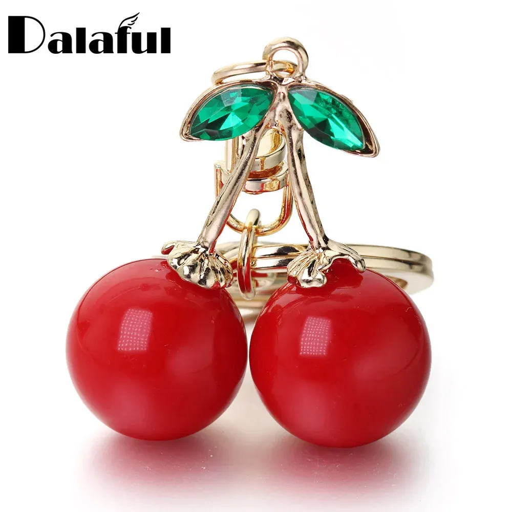 Czerwony Cherry Bierek Bluczowy Kryształowy Rhinestone Cute Fruit Worka Wiselan Akcesoria Key Cain Pierścień Rzut biżuterii K401 240103