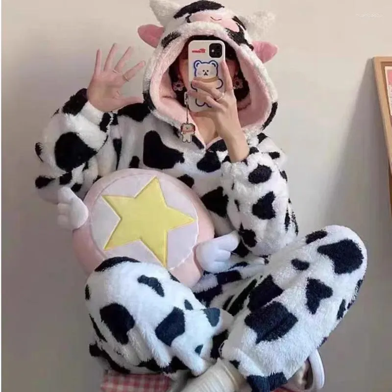 Kvinnors sömnkläder kawaii huva ko pyjamas sovkläder kvinnlig vinterkorall plysch söt flicka hem päls pijama set fuzzy koreansk mode yk2