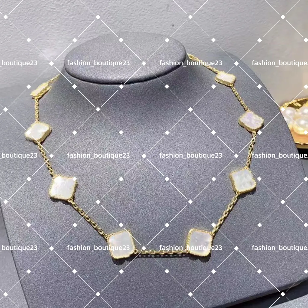 2024Four Leaf 43Clover Necklace 10 Motiv Tio blommor Långa hängsmycken Halsband Designer smycken svart grön agatmor för pärlor för kvinnor kvinna valentiner engagemang