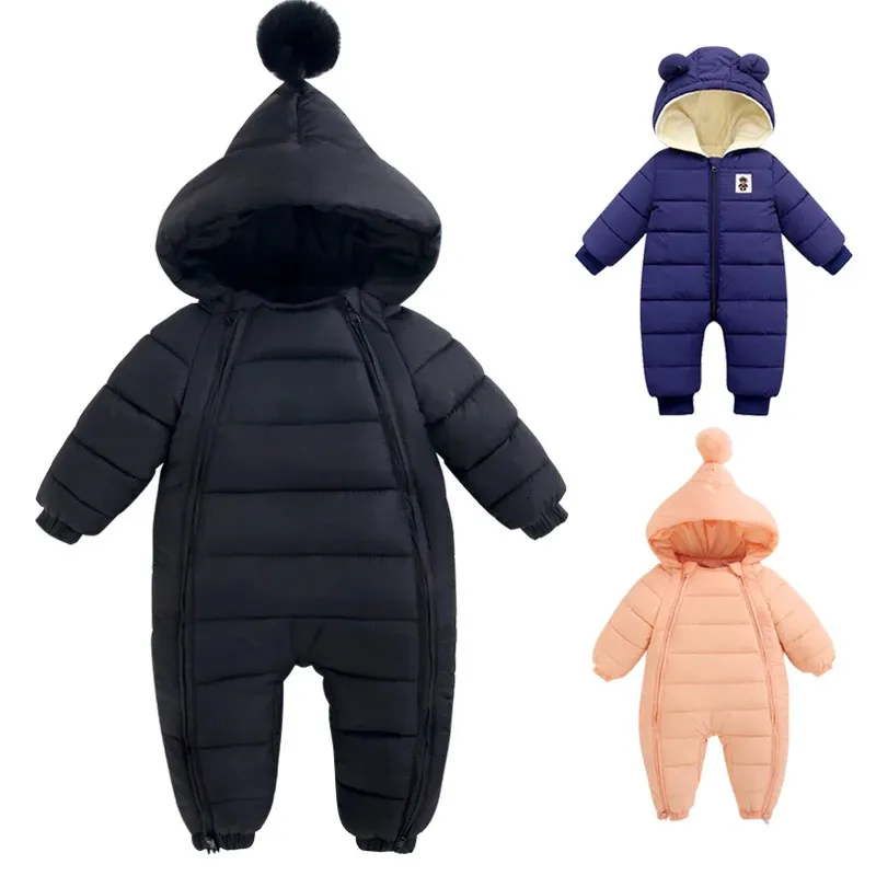 Baby Jumpsuit vinter plysch och tjock huva ner klättring för spädbarn att gå ut och krama kläder född bomullsjacka 240104