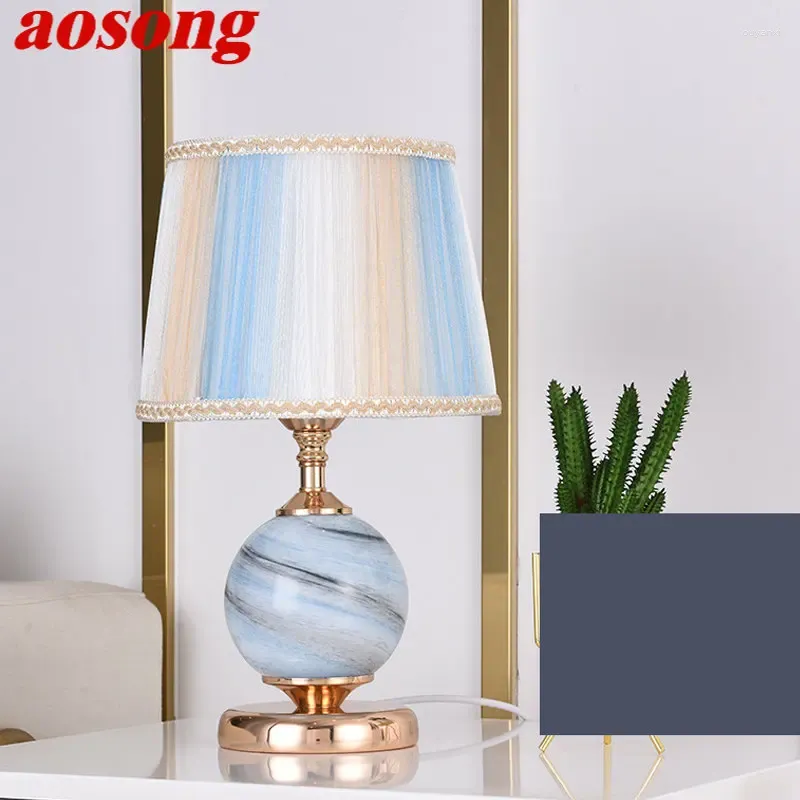 Lampe de bureau moderne décorative en tissu pour lit de nuit pour hôtel,  salon - Chine Lampe de table, lampe de bureau