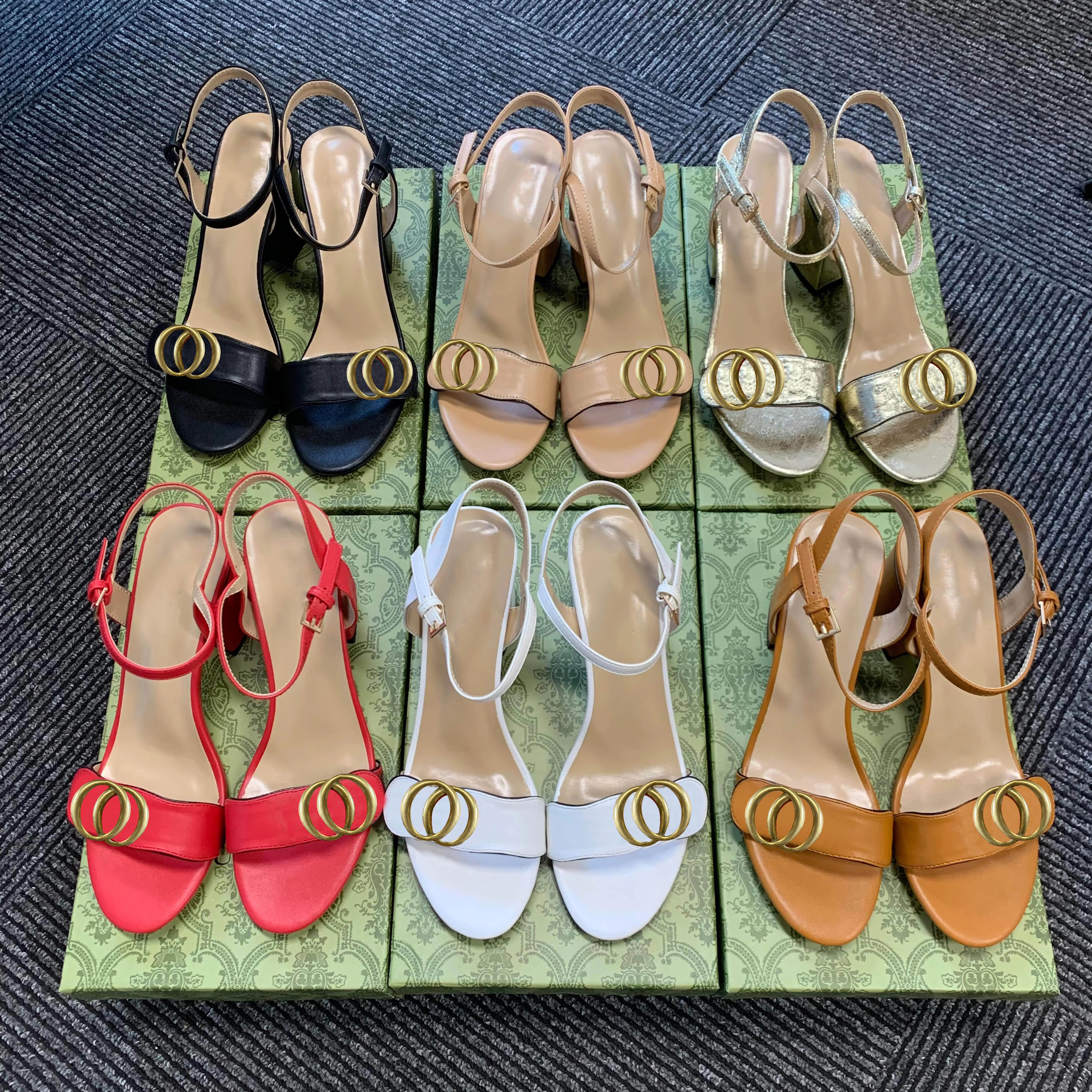 2024 nieuwe stijl sandalen luxe hoge hakken schoenen lederen sandaal sexy glijbanen lage hiel dames glijders gesp chunky hakken lederen mid-hiel sandaal