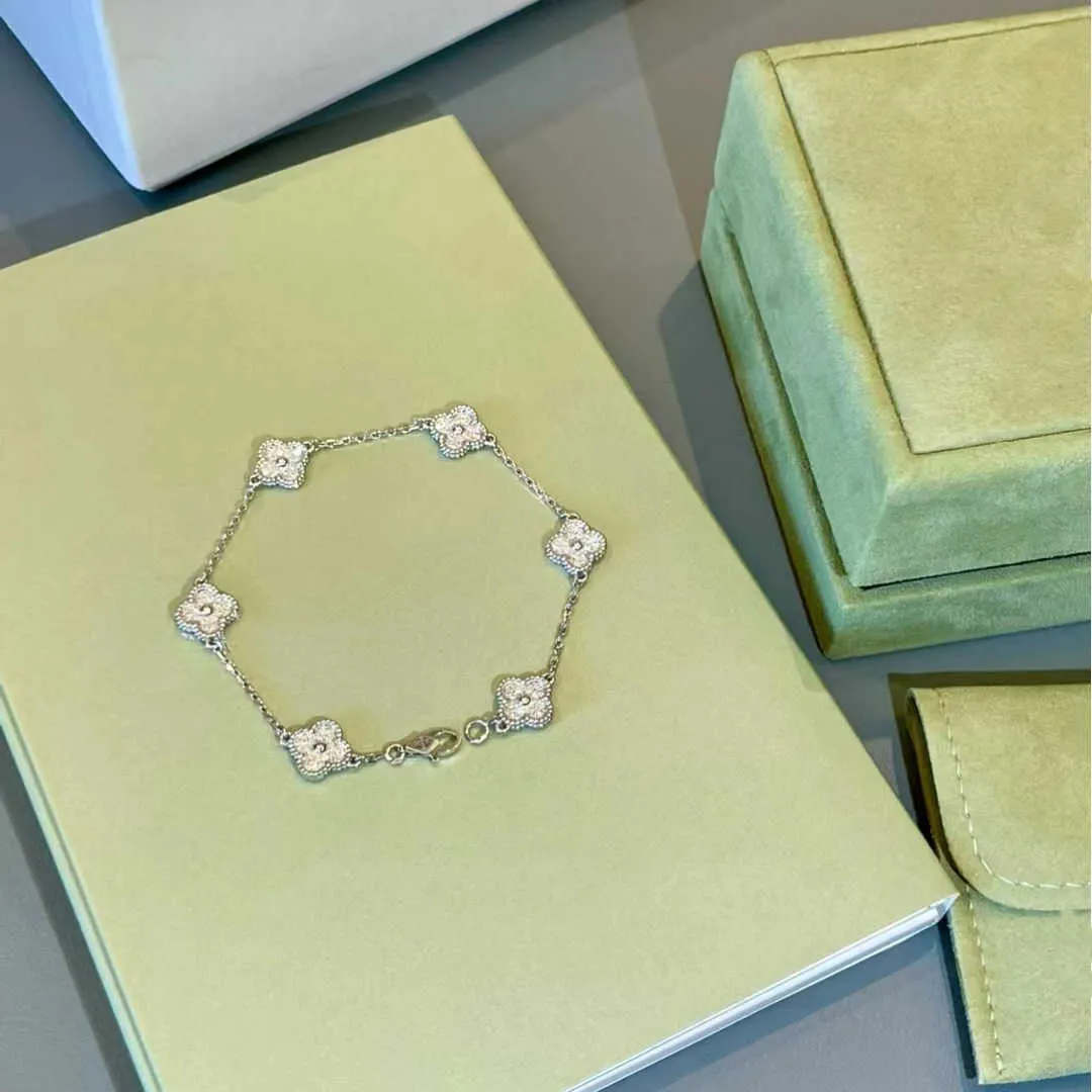 Bijoux Bracelet de luxe Chaîne de créateurs Vanca Kaleidoscope 18K Gold Van Clover Bracelet avec cristaux étincelants et diamants Cadeau parfait pour les filles 9 mVn