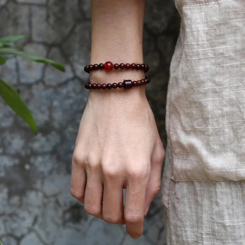 Strand Xiaoye Braccialetti a mano per uomo e donna in legno di sandalo viola Coppia di perline di Buddha Gioielli da trasporto dell'anno primordiale