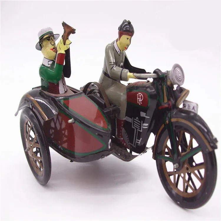 Engraçado adulto coleção retro wind up brinquedo metal lata homem montar um triciclo brinquedo mecânico relógio figuras de brinquedo modelo crianças presente 240104