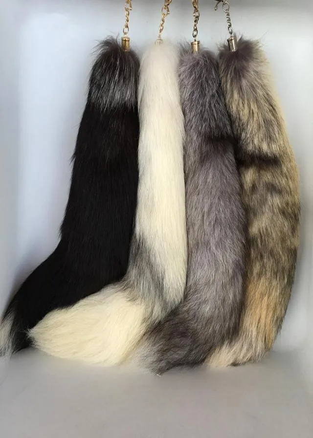 Real Genuine Fox Fur Tail Keychians Cosplay Toy Keyrings Car KeyChain Bag Charm Tassels5754960