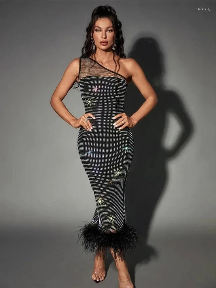 Robes décontractées IDress Femmes Strass Plume Une épaule Prom Sexy Asymétrique Sans Manches Cocktail Soirée Midi Robe