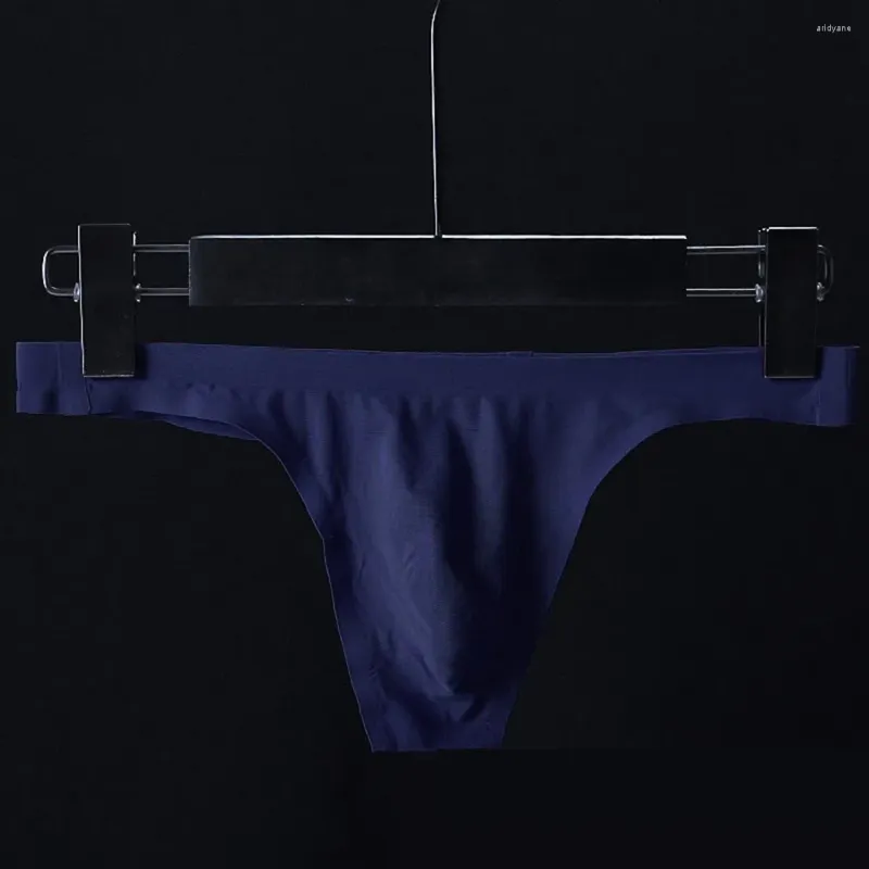 Cuecas masculinas sem costura calcinha estiramento homens sexy baixo-rise tanga t-calças gay g-string roupa interior sólida fina gelo seda