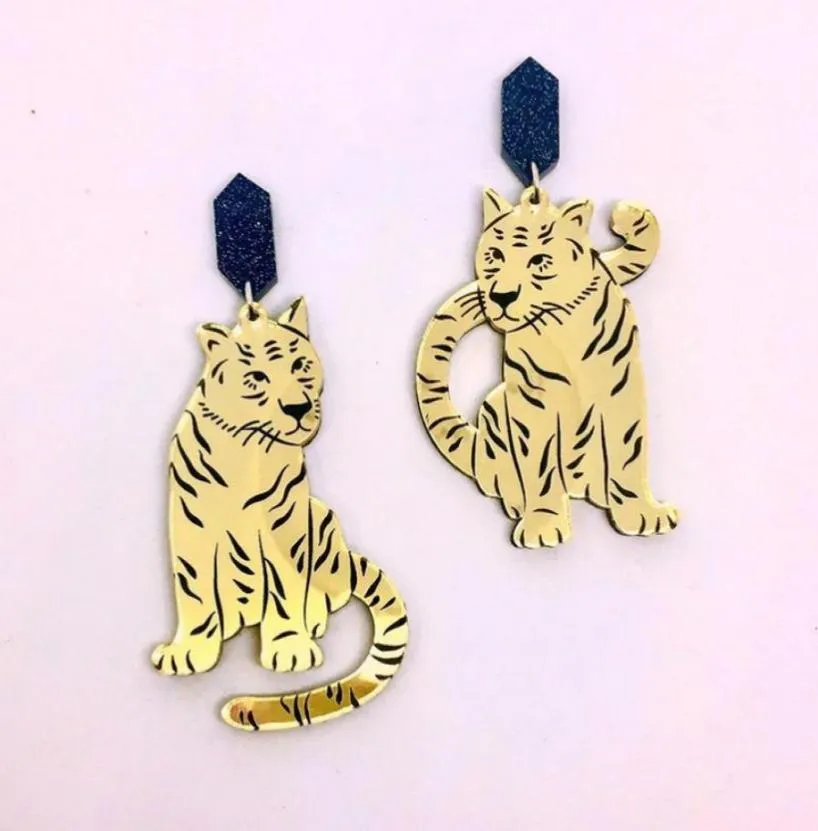Exaggerated Gold Color Irregular Simulation Tiger Acrylic Dangle Earrings for Women Men Fashion Animal Jewelry Mirror Surface Ear 8327269