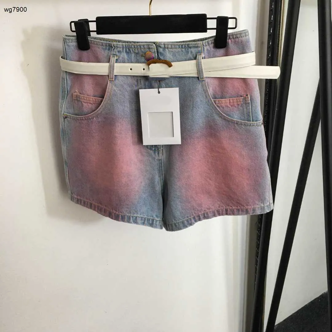 Designer Denim Shorts Women Brand Ubranie dla damskiej letnie spodnie moda kieszonkowa dziewczyna prosta noga panie zwykłe 05 stycznia