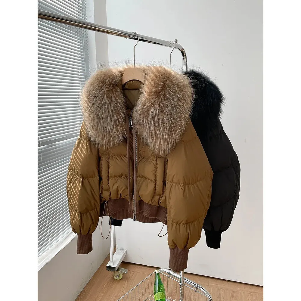 Weibliche Jacke Fashion Winter echtes Waschbär Fellkragen dicke Frauen warmer Mantel 90% weißer Ente Down Jacke Luxury Oberbekleidung 240105