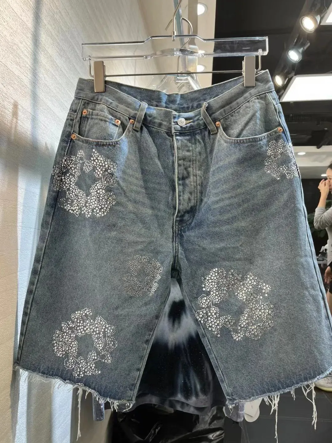 Mens luxury designer Mens shorts Jeans Men Jean flower Diamond Denim shortpants Slim Mens Denim street Hip hop