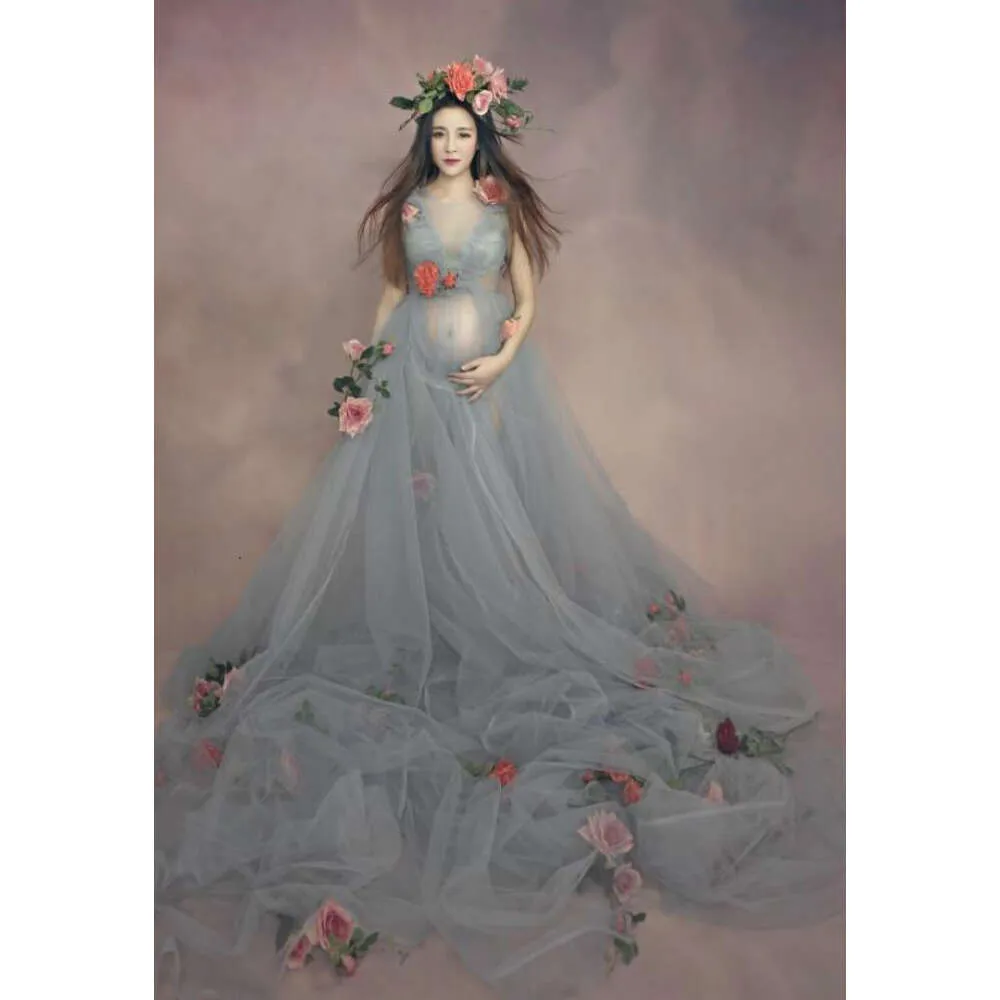 "Verbluffende mesh zwangerschapsjurken voor fotoshoot - perfecte zwangerschapsfotografie rekwisieten voor een sexy en elegante look"