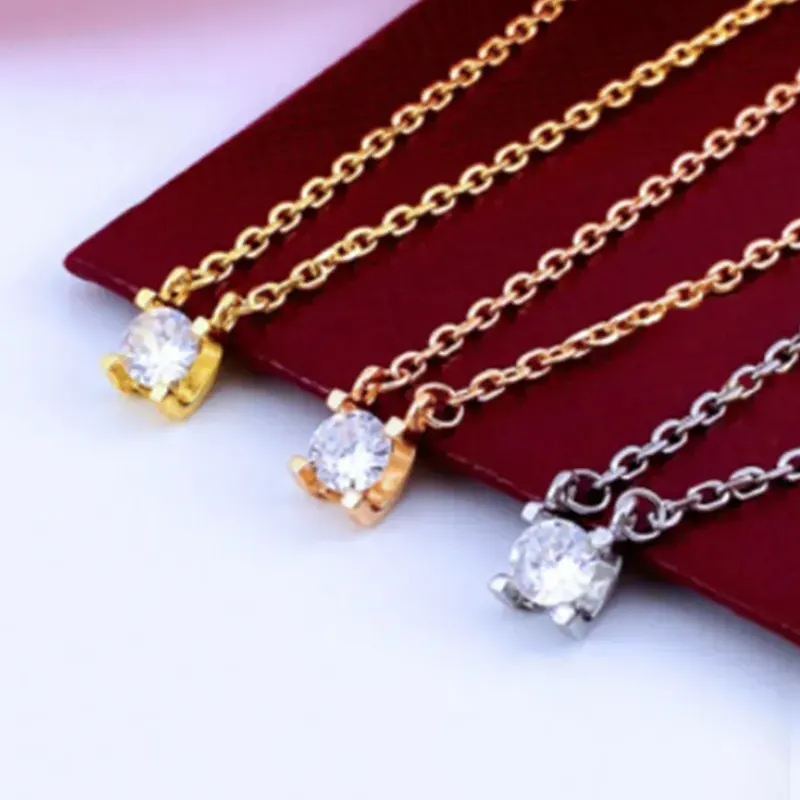 Designer Necklace High sense fashion light luxury bull head single diamond necklace net red four claws one diamond pendant diamond clavicle chain