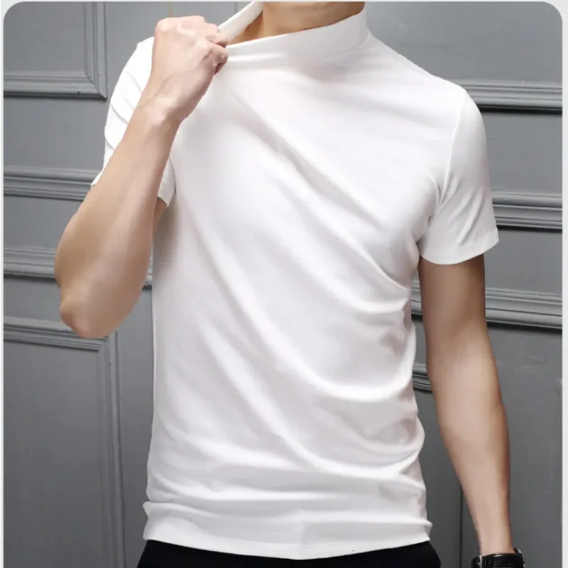 Halbes Rollkragen-T-Shirt aus Milchseide mit kurzen Ärmeln, ultradünnes T-Shirt für Herren, solides Rollkragen-Trend-Bottom-Shirt, Street-Fashion-Herren-T-Shirt 240105