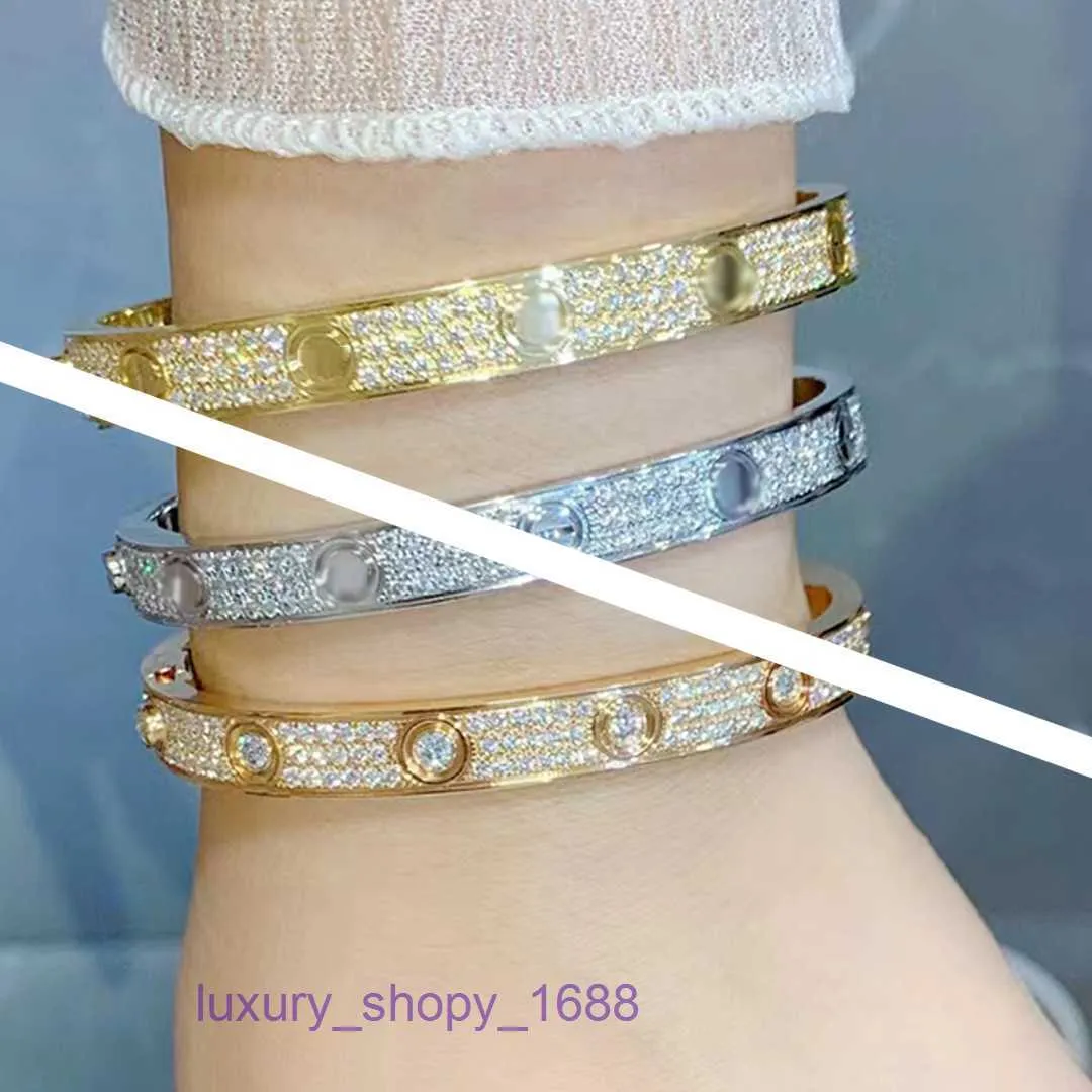 Car tires's New Brand Classic Designer Bracelet Factory High Edition Gold Full Sky Star Love Men and Women Two Row Diamond Worker With Original Box