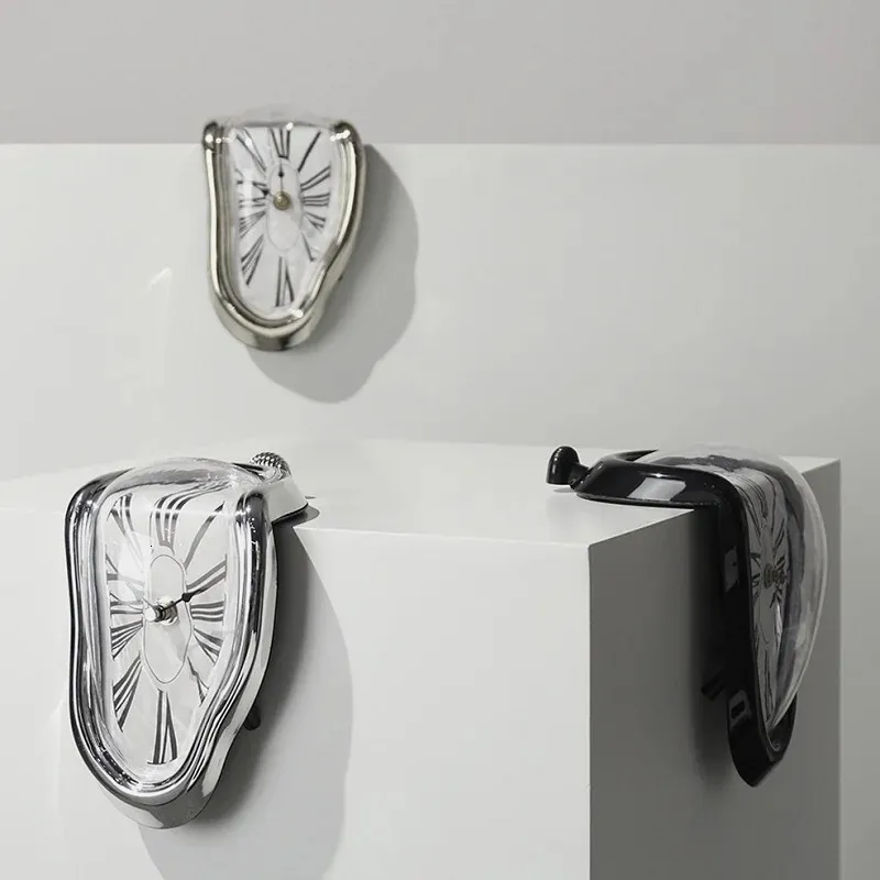Horloge de fusion surréaliste Horloge murale fondue silencieuse Montre murale de style Salvador Dali pour décoration de bureau à domicile étagère de bureau Table cadeau 240105