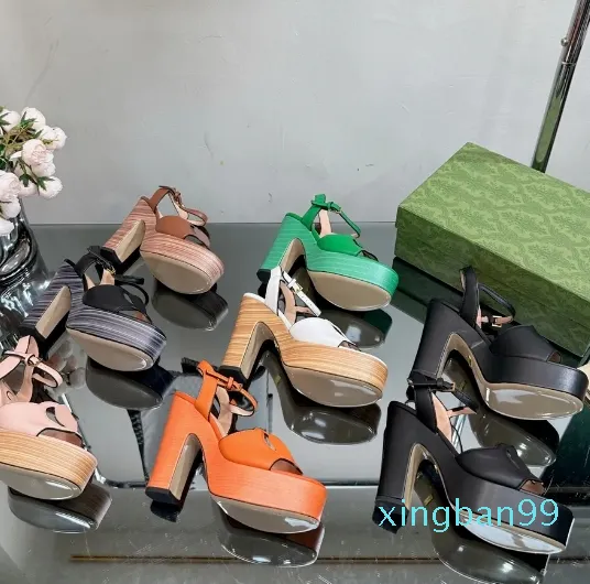 Designer Interlocking Cut-Out Sandal Luxury Dress Shoes Elegant Bridal Wedding Brands High Heels Top Leather Party Heels Women Pumps Dhgate Shoes