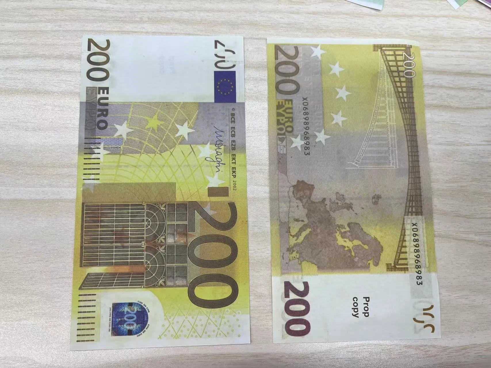 Kopieren Sie Geld, tatsächliche Größe 1:2, britische Pfund-Euro-Banknote, Bilder, gefälschte Prop-Münzen, Wertschätzung, Lernwährung, Sou Ikaoa