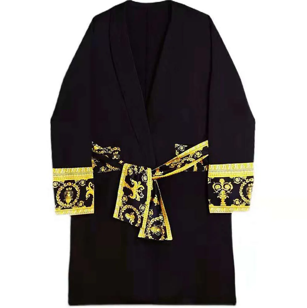 Mens Luxury Classic Cotton Bathrobe Men and Women Brand Sleepwear Kimono Warm Bath Robes Home Wear Unisex Bathrobes One 4663324