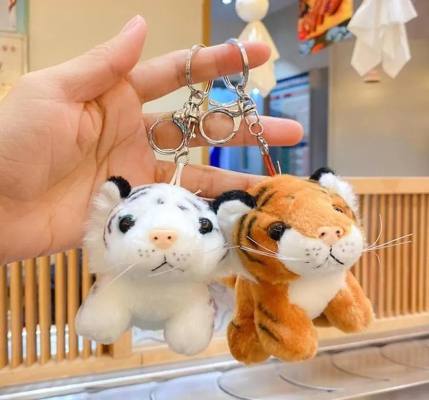 Porte-clés Année du tigre mascotte en peluche porte-clés pendentif poupée peluche jouet suspendu ornement de voiture pour l'annéeKeychains3975334