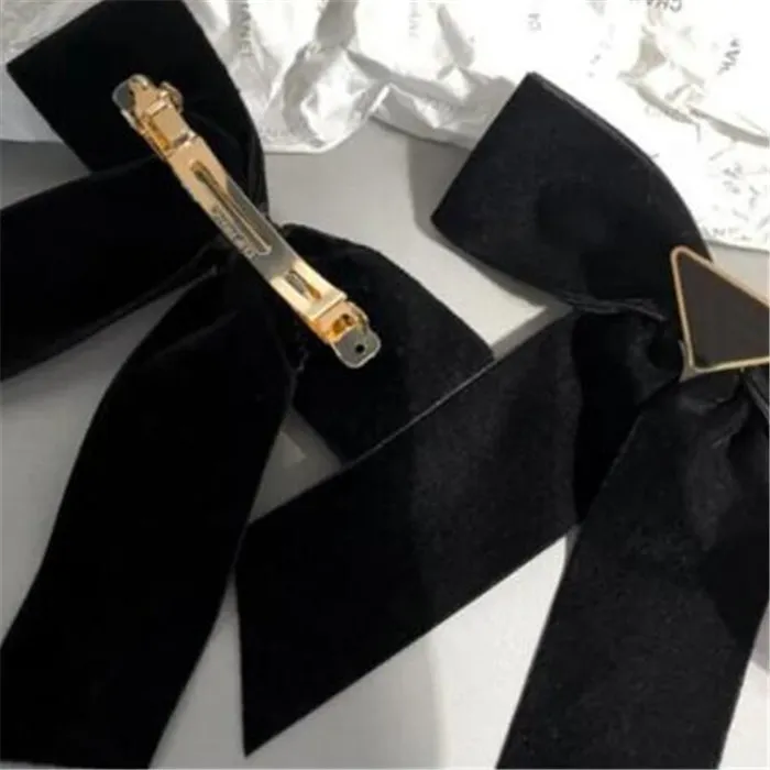 Fashion Bowknot Hair Clip Triangle Letters Women Girls Barrettes Luxury Designer headwear Hairpin Hairclip Hair Accessories