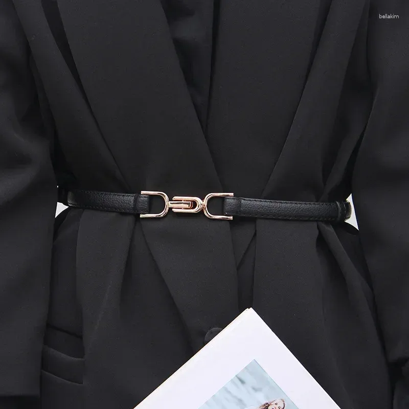 Paski Pasek Damna sukienka dekoracyjna Prosta moda 100 Dopasowana SWEATER Płaszcz Koreańska wersja Talia Mała czarna trend
