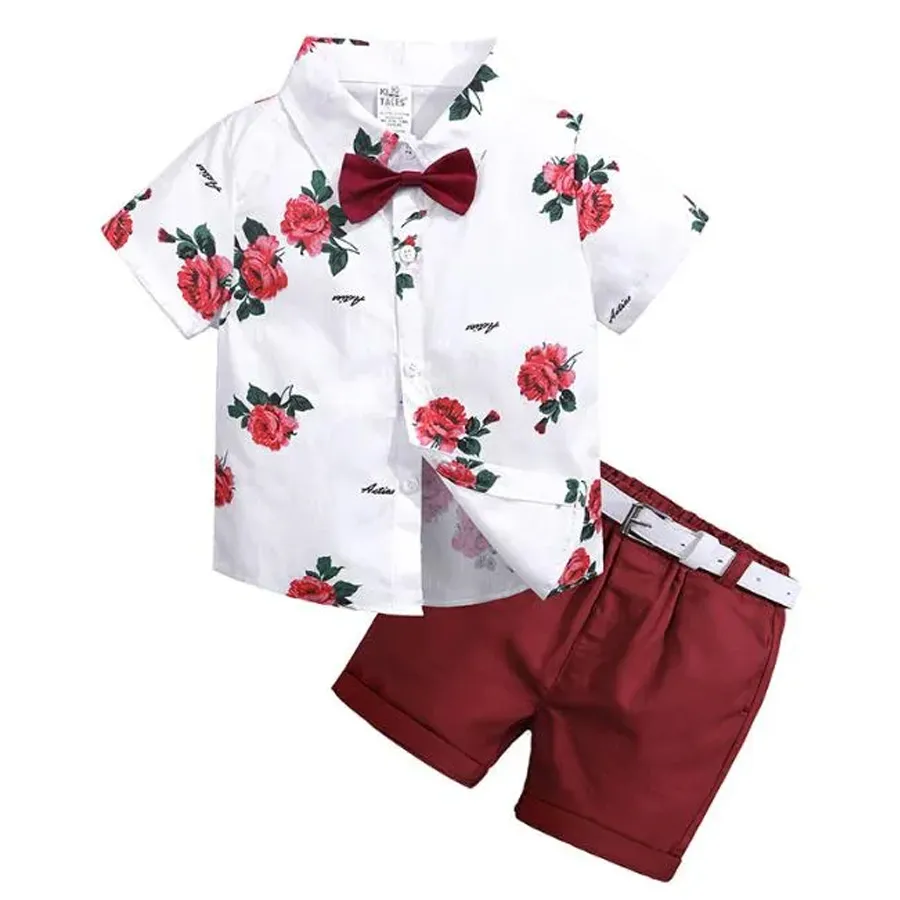 Camicia estiva per bambini, completo da ragazzo, completo con papillon britannico, completo da tre pezzi da gentiluomo di un anno.