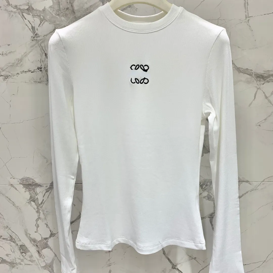 Kadın Tasarımcı T-Shirts Uzun kollu işlemeli mektup logo Yuvarlak boyun tişört All-maç ince üst