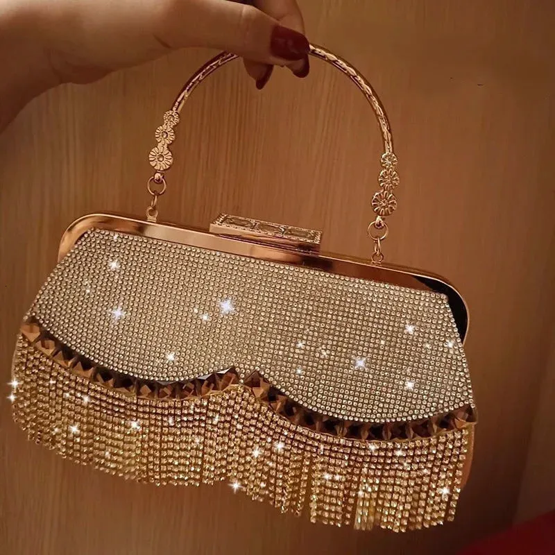 Vrouwen Banket Handtassen Met Diamanten Bezaaide Kwastje Avondtassen Femme Bruiloft Portemonnee Jurk Kralen Party Clutch 240104