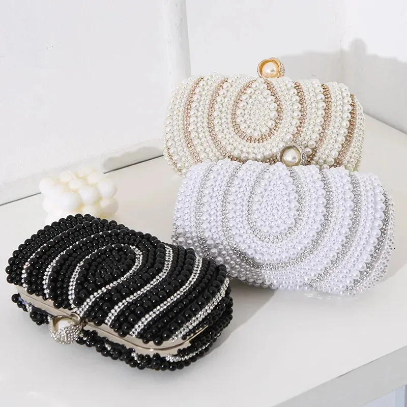 Beaded Pearl Evening Clutch Bag Women Rhinestone Wedding Bridal Dinner Party Purse Female Stylish Evening Bags 240104