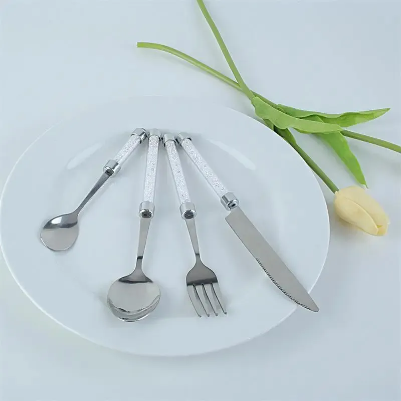 4-24 pezzi di lusso argenteria set da pranzo per matrimoni manico scintillante set da tavola in cristallo acrilico coltello da tavola forchette cucchiaino 240105