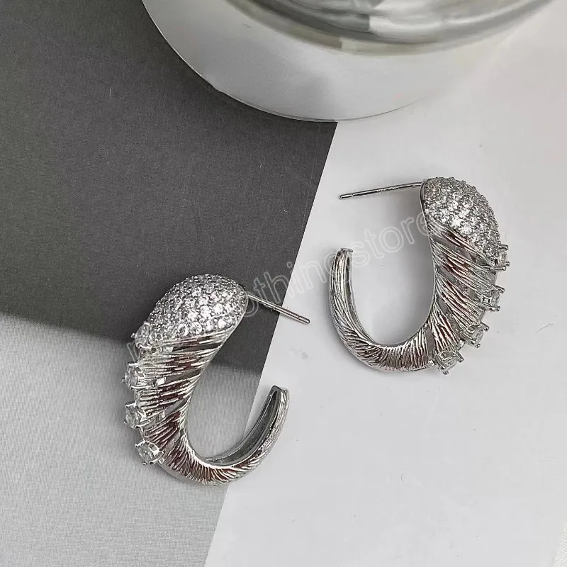 Boucles d'oreilles en métal en forme de C pour femmes et filles, bijoux modernes de luxe, boucles d'oreilles en verre brillant, accessoires