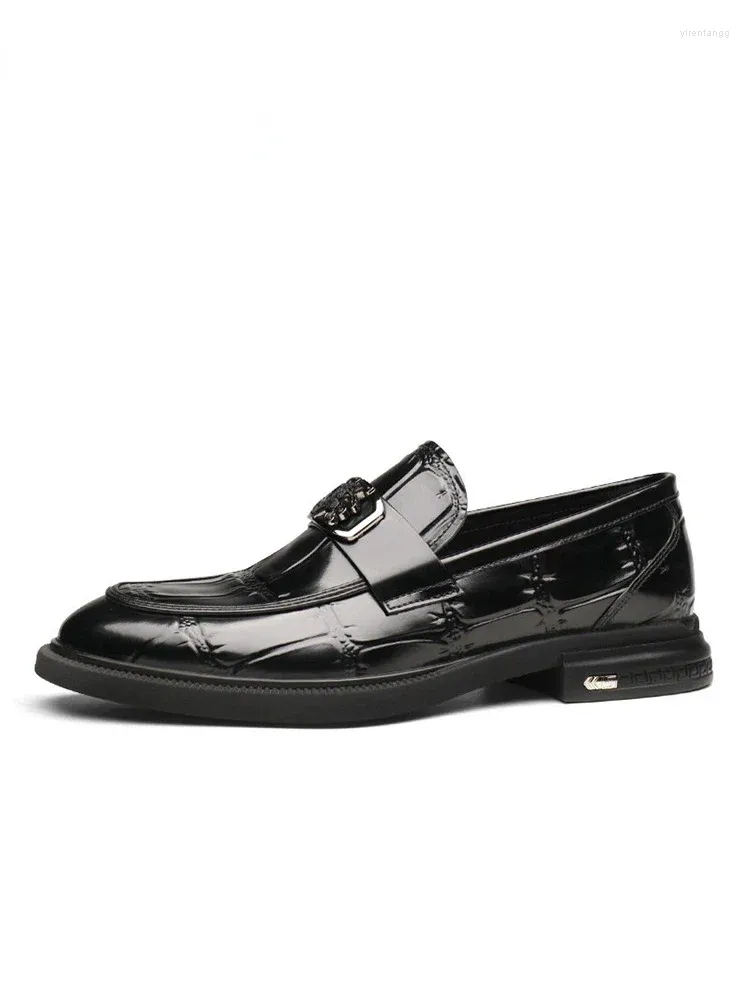 Chaussures habillées Affaires pour hommes avec motif crocodile en relief semelle souple et couverture en cuir véritable chaussures Lefu
