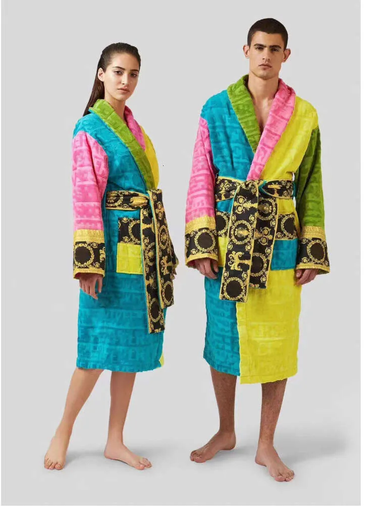 Albornoz de algodón clásico de lujo para hombre, ropa de dormir de marca para hombre y mujer, kimono, batas de baño cálidas, ropa para el hogar, albornoces unisex, uno 56785