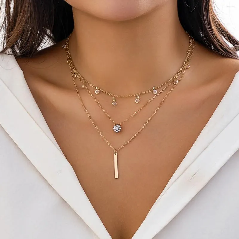 Colliers pendentifs chaînes superposées avec petit cristal et bâton pendentifs collier pour femmes à la mode dames accessoires de bureau sur le cou mode