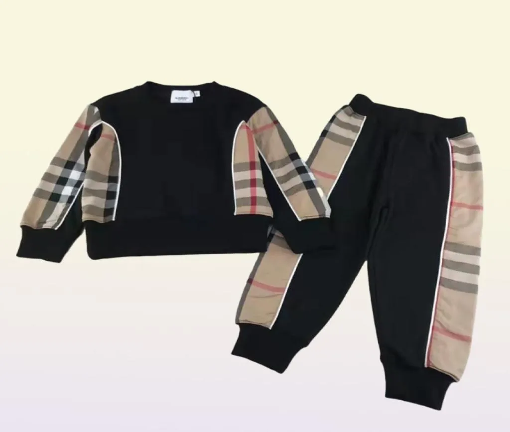 Ropa de moda para niños, conjuntos de ropa deportiva de diseñador para bebés negros, ropa de verano para niños pequeños de 90150 cm 2022258w1748523