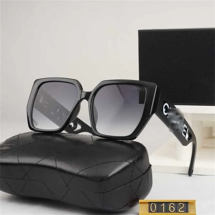 16% rabatt på grossist av solglasögon xiaoxiangjia ny mode klassisk stil fyrkantig solglasögon 2610