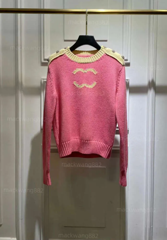 Suéteres Los diseñadores europeos de las mujeres diseñan el suéter rosado de la cachemira del contraste barbecho