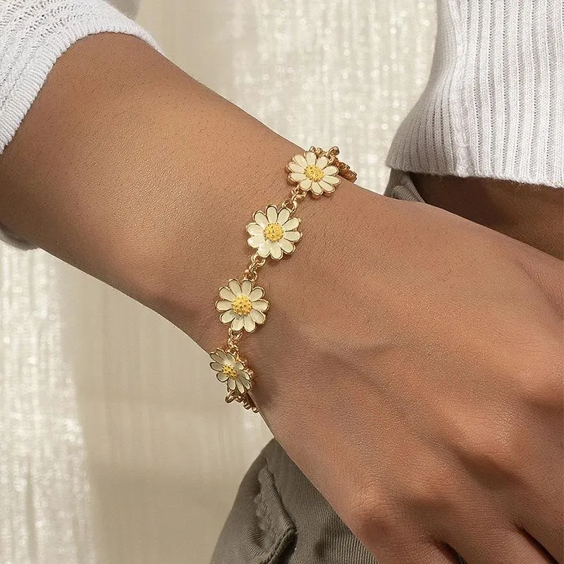 Link Bracelets Bracelet Small Daisy Flower Chain Women Girls Gifts Gold Plating Fashion Jewelry Party Gift 2024 Style