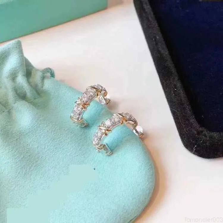 Product Nieuwe Luxe Kristal Oor Manchet Oorbellen voor Vrouwen Merk Charme C-vorm Diamant 18k Goud Hoge Kwaliteit Designer oorbel Sieraden RFS2