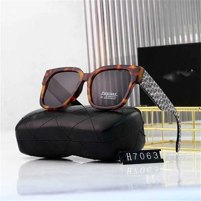 12% OFF Wholesale of sunglasses New for Women INS Small Fragrance Box Tidal UV Protection Glasses Mesh Red Large Frame Sunglasses