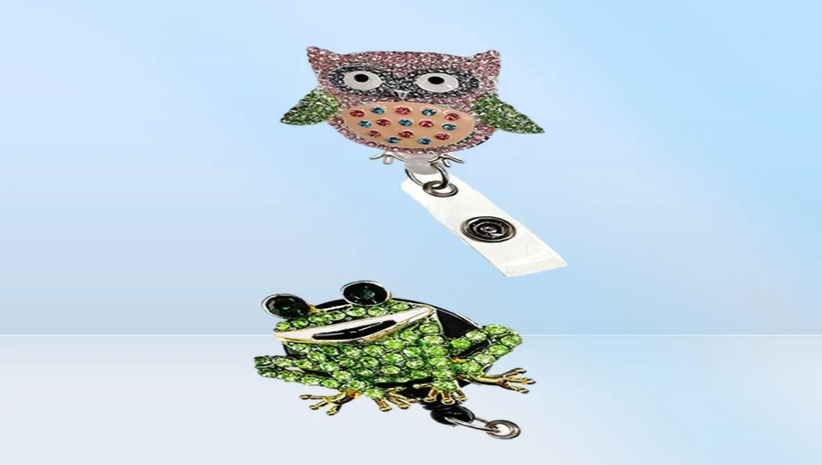 Fashion Nyckelringar Mix Style Frog Ananas Owl Infällbart sjuksköterska ID Badge Reel Yoyo Medical Name Card Holder6651887