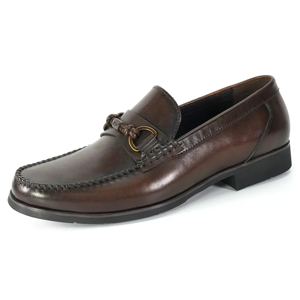 Slip Leather Fashion Top Layer äkta på loafers andningsbara mockasiner som driver Design Casual Shoes for Men 2 62 6 6