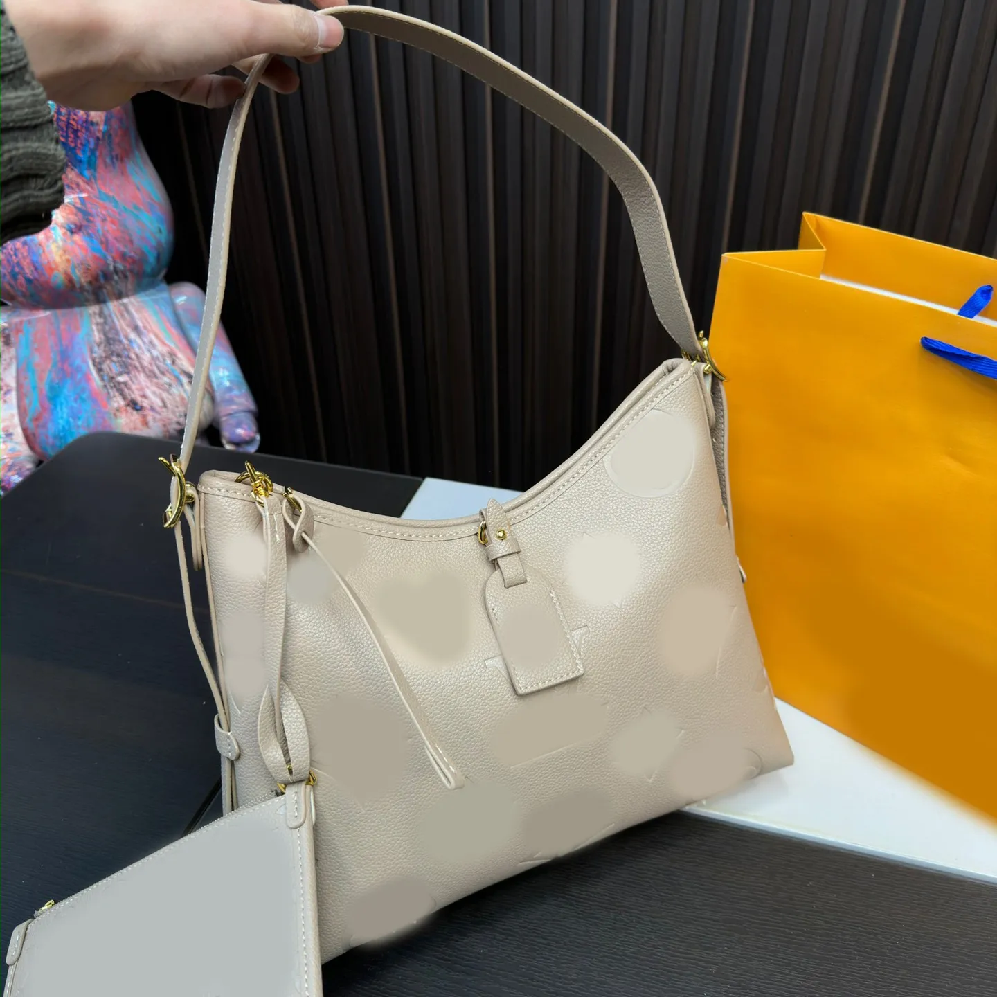 Przenośniki torby designerskie torby marki TOPES Drukowane luksusowe modne torebki na ramię Wysokiej jakości litera torebka torebka telefoniczna portfel metalowy