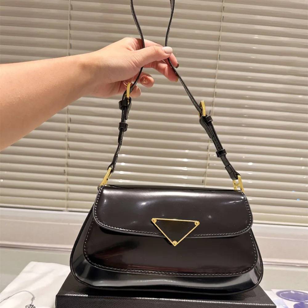Luxe Ontwerpers Tassen Portemonnee Schoudertas Crossbody Stro Casual Nieuwe Bakken Winkeltas Handtas Fanny Tote Portefeuilles Met Grote Capaciteit Rugzak Dameshandtassen Portemonnees Van 46 58 DHgate