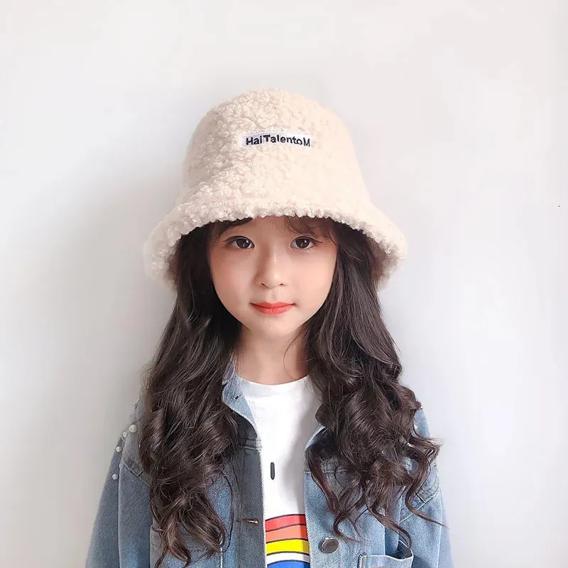 Children's Winter Girl Baby Boy Bucket Hat Cute Lamb Fur Children's Fisherman Hat Solid Flat Hat Children Outdoor Warm Sun Hat 240106