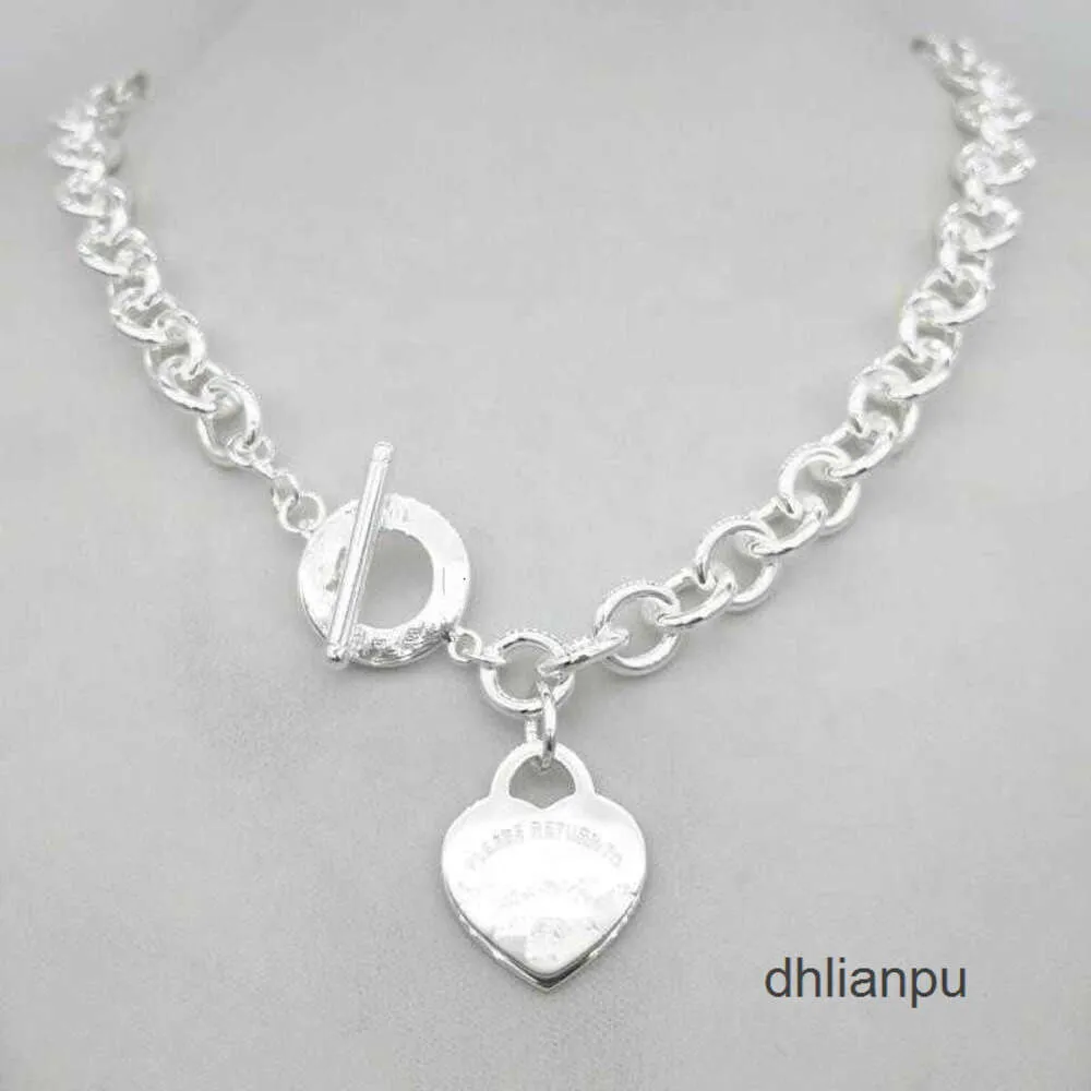 Designer Halskette Design Damen Silber TF Stil Anhänger Kette S925 Sterling Silber Schlüssel Herz Liebe Ei Marke Anhänger Charm NEC H0918